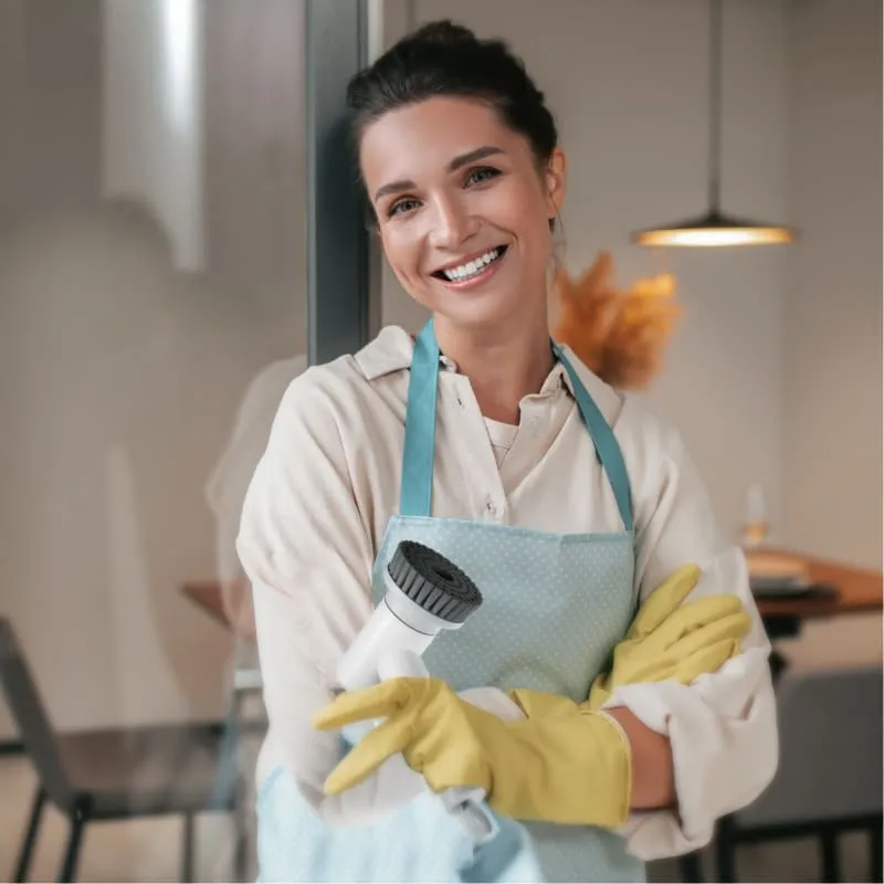 Effortless cleaning with the Synoshi scrubber